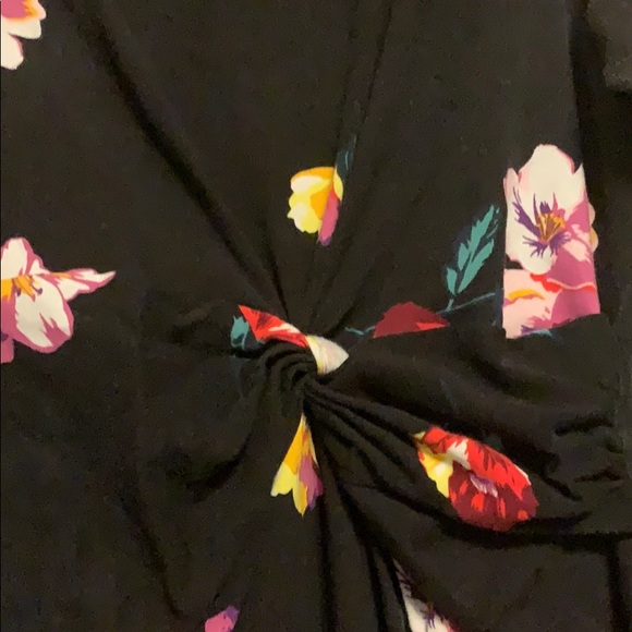 Beautiful black dress - Picture 2 of 3